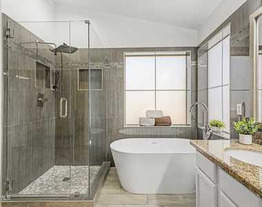 3358 E Park Avenue - Photo Thumbnail 26