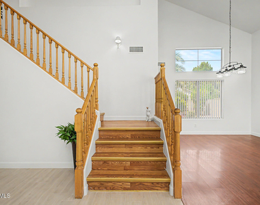 3358 E Park Avenue - Photo Thumbnail 19