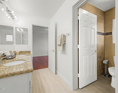 3358 E Park Avenue - Photo Thumbnail 32