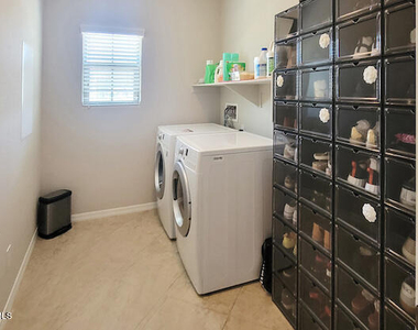 3663 E Zachary Drive - Photo Thumbnail 15