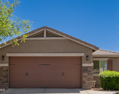 2227 E Stacey Road - Photo Thumbnail 1