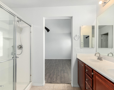 2227 E Stacey Road - Photo Thumbnail 11