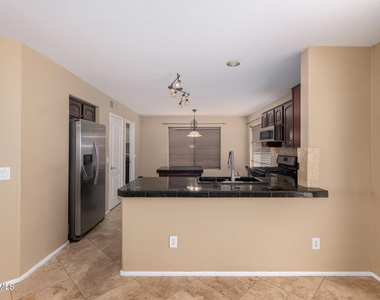 28030 N 23rd Drive - Photo Thumbnail 6