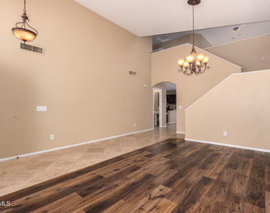 28030 N 23rd Drive - Photo Thumbnail 5