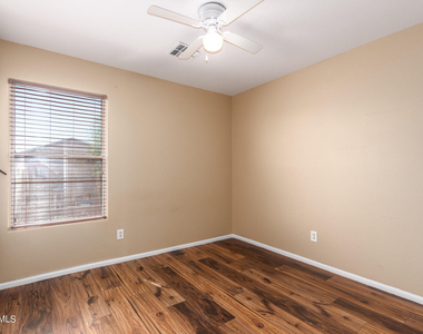 28030 N 23rd Drive - Photo Thumbnail 19
