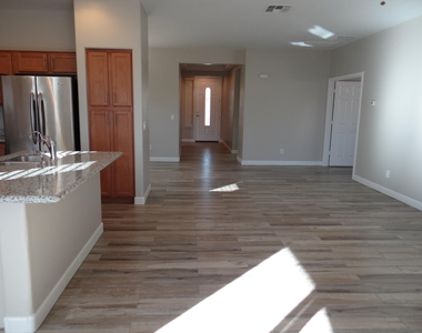 10331 W Carlota Lane - Photo Thumbnail 37