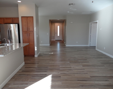 10331 W Carlota Lane - Photo Thumbnail 16