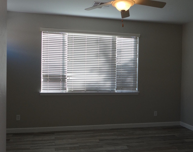 10331 W Carlota Lane - Photo Thumbnail 26