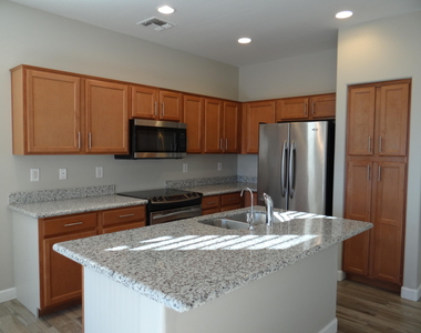 10331 W Carlota Lane - Photo Thumbnail 36