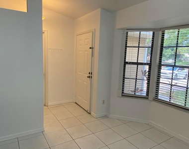 1880 Sw Bradway Lane - Photo Thumbnail 6