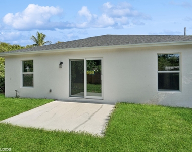 636 35th Street - Photo Thumbnail 14