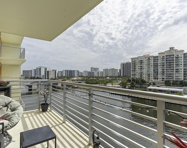 2900 Ne 30th Street - Photo Thumbnail 28