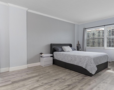 2900 Ne 30th Street - Photo Thumbnail 20