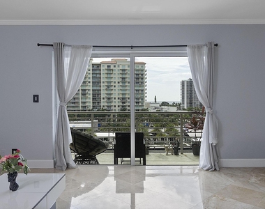 2900 Ne 30th Street - Photo Thumbnail 15