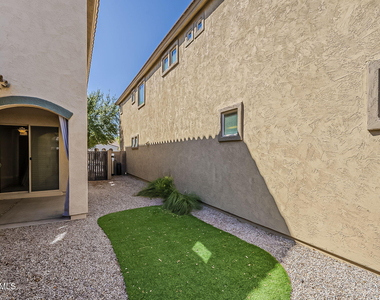 3476 E Orchid Lane - Photo Thumbnail 40