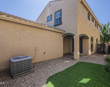 3476 E Orchid Lane - Photo Thumbnail 39