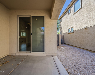 3476 E Orchid Lane - Photo Thumbnail 38