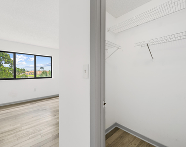 5200 Nw 31st Avenue - Photo Thumbnail 24