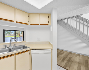 5200 Nw 31st Avenue - Photo Thumbnail 9
