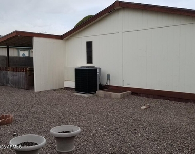 11275 N 99th Avenue - Photo Thumbnail 5