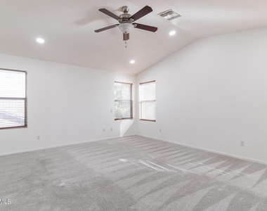 1681 W Musket Way - Photo Thumbnail 12
