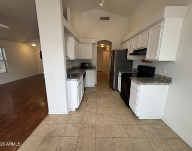 7187 S Parkside Drive - Photo Thumbnail 4