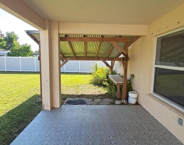 2697 Sw Altamira Avenue - Photo Thumbnail 12
