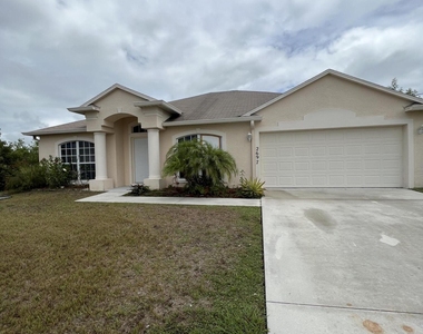 2697 Sw Altamira Avenue - Photo Thumbnail 1