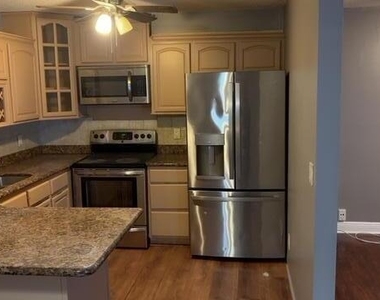 1600 Forest Lakes Circle - Photo Thumbnail 18