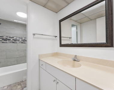 632 Nw 13th Street - Photo Thumbnail 12