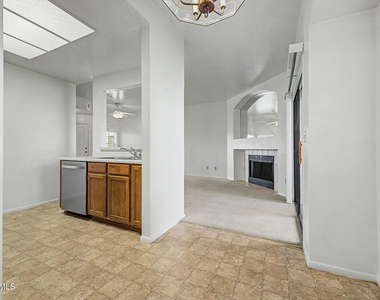 930 N Mesa Drive - Photo Thumbnail 8
