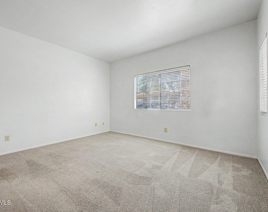 930 N Mesa Drive - Photo Thumbnail 13