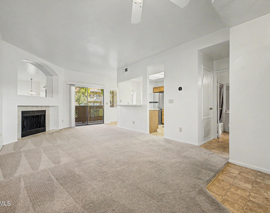 930 N Mesa Drive - Photo Thumbnail 3