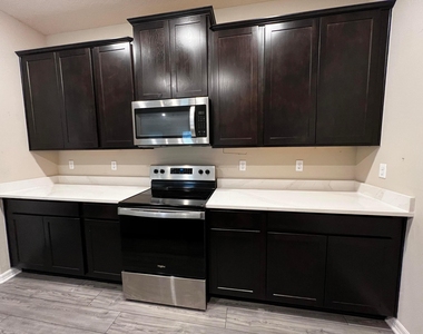 5208 Jovial Court - Photo Thumbnail 13