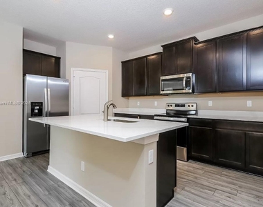 5208 Jovial Court - Photo Thumbnail 11