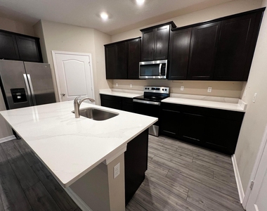 5208 Jovial Court - Photo Thumbnail 14