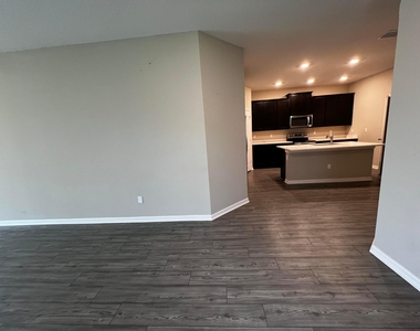 5208 Jovial Court - Photo Thumbnail 8