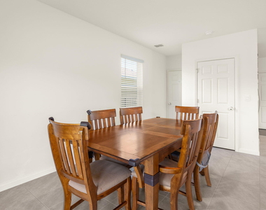 10764 Sw Vasari Way - Photo Thumbnail 10