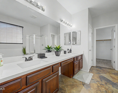 5030 W St Kateri Drive - Photo Thumbnail 27