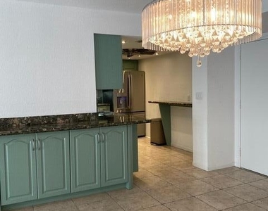 101 Briny Avenue - Photo Thumbnail 2