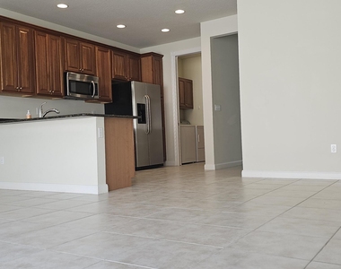 1173 Islamorada Drive - Photo Thumbnail 3