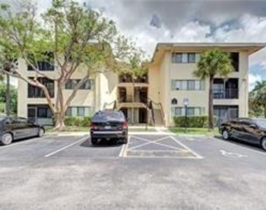 2445 Sw 18th - Photo Thumbnail 7