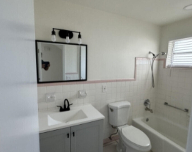 842 S 63rd Avenue - Photo Thumbnail 6