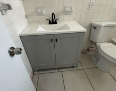 842 S 63rd Avenue - Photo Thumbnail 8