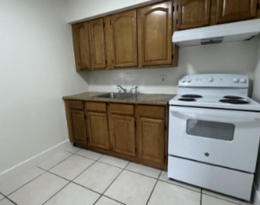 842 S 63rd Avenue - Photo Thumbnail 11