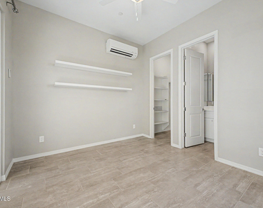 291 E Markwood Drive - Photo Thumbnail 6