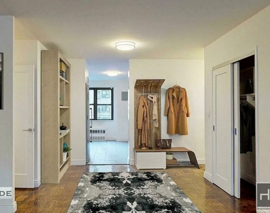 E 89 St - Photo Thumbnail 2