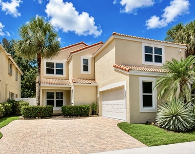 7685 Nw 61st Terrace - Photo Thumbnail 1
