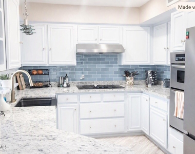 15018 W Huron Drive - Photo Thumbnail 2