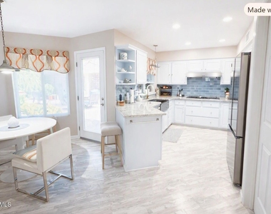 15018 W Huron Drive - Photo Thumbnail 3
